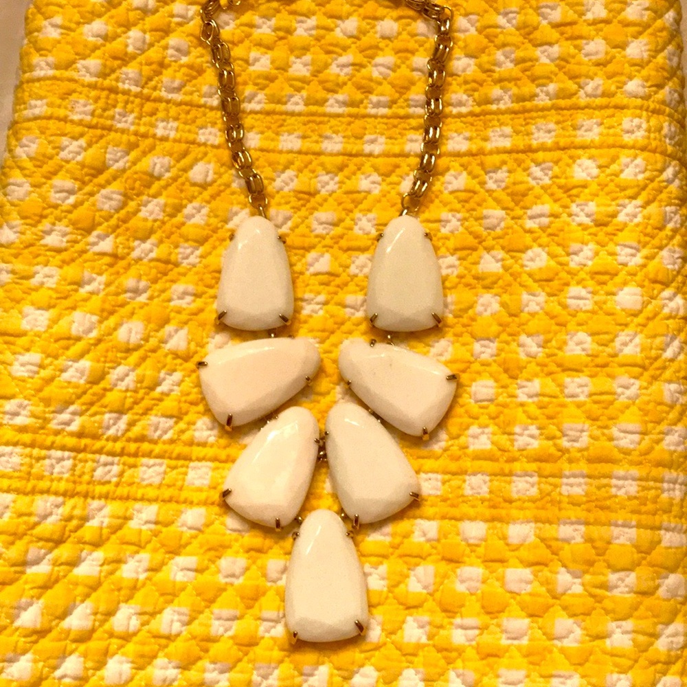Kendra Scott Harlow Necklace! Excellent condition!